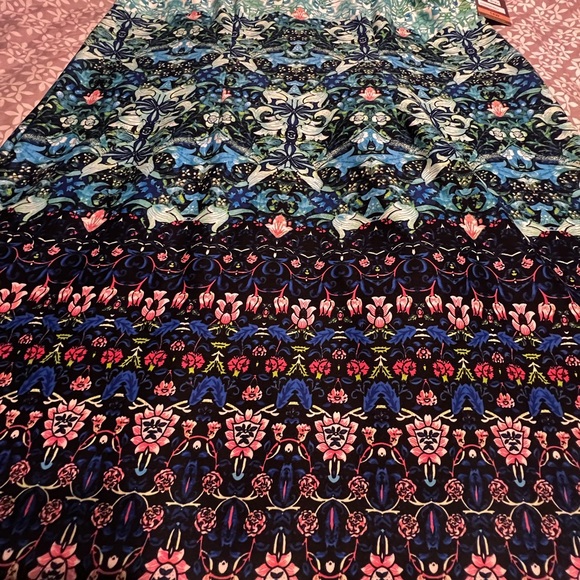 Taylor Wooman, Size 14W, Sleeveless multicolor dress. - Picture 2 of 6